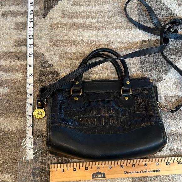 Brahmin vintage medium sized with short handle (C2) - Picture 2 of 5